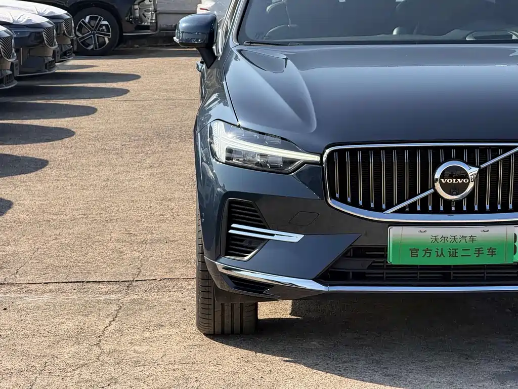 Volvo XC60 PHEV 2024 — фото 3