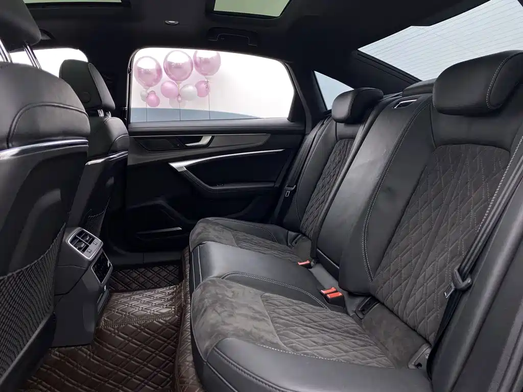 Audi A6L 2023