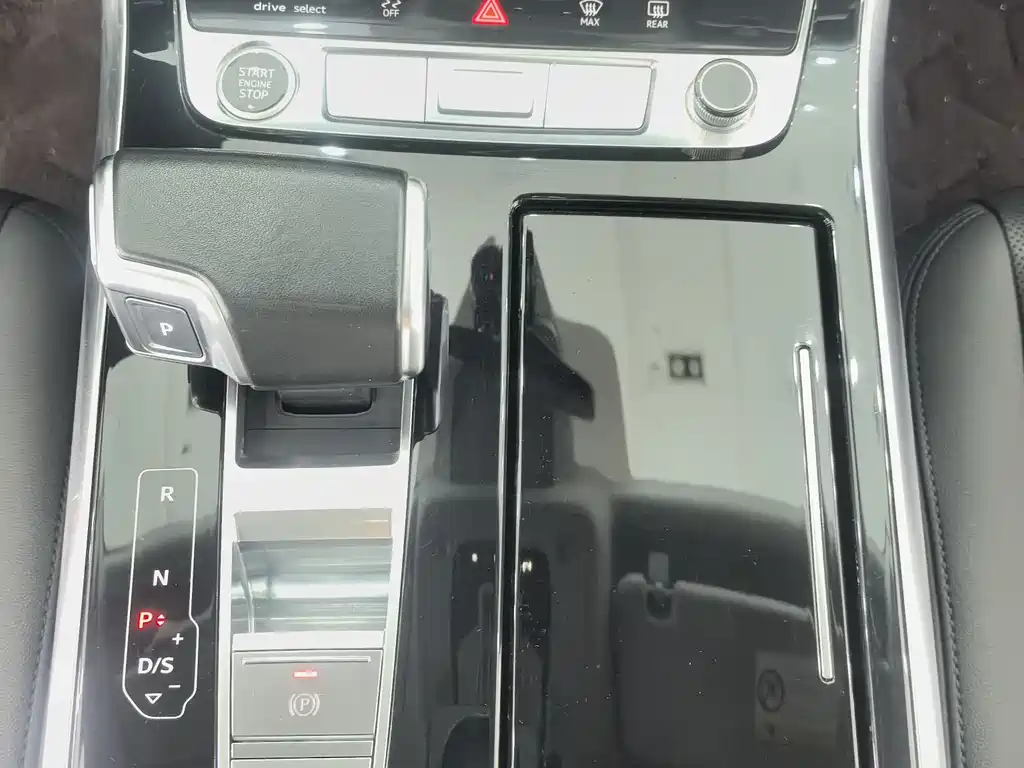 Audi Q7 2021 — фото 20