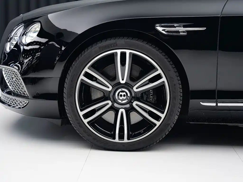 Bentley Continental 2013 — фото 9