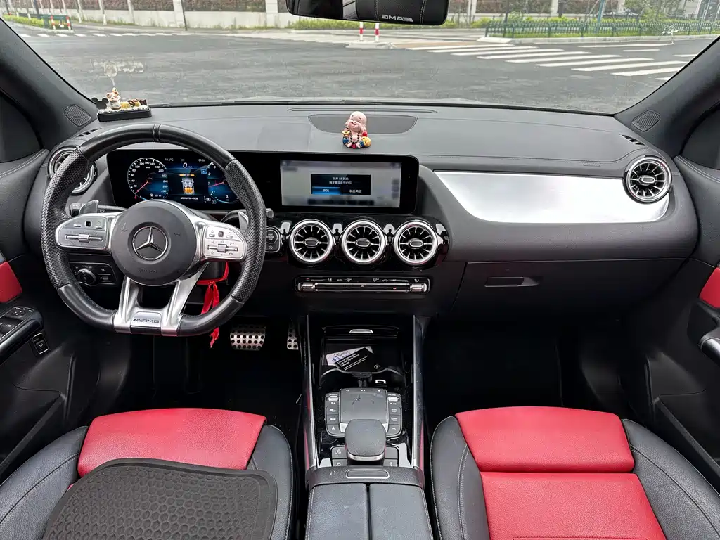 Mercedes-Benz GLA AMG 2021 — фото 9