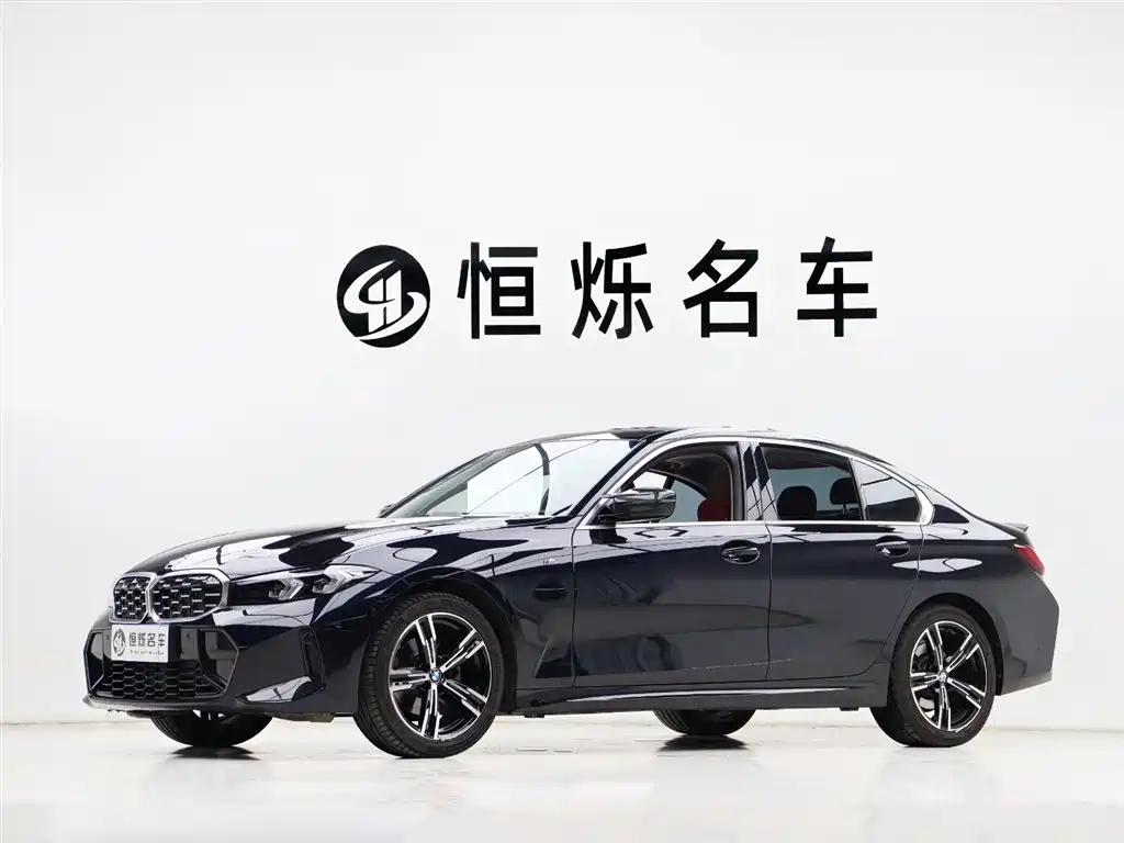 BMW 3 Series 2024 — фото 1