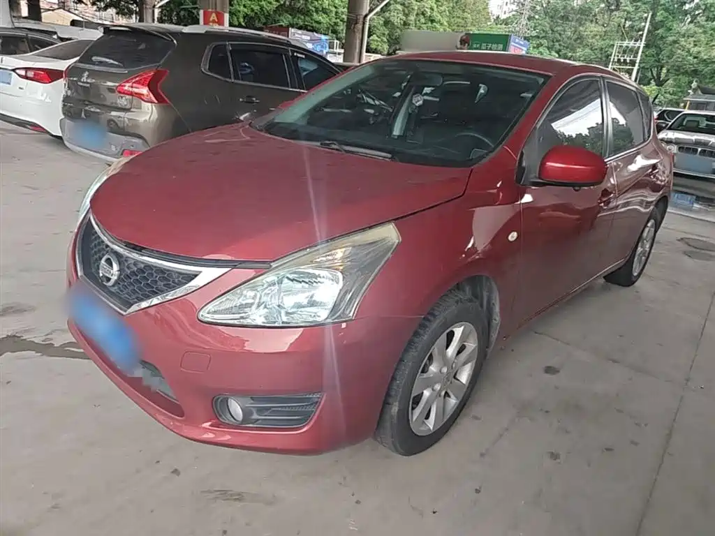 Nissan Tiida 2016 — фото 2