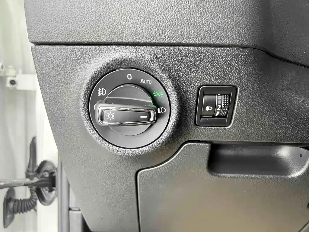 Skoda Karoq 2022 — фото 9