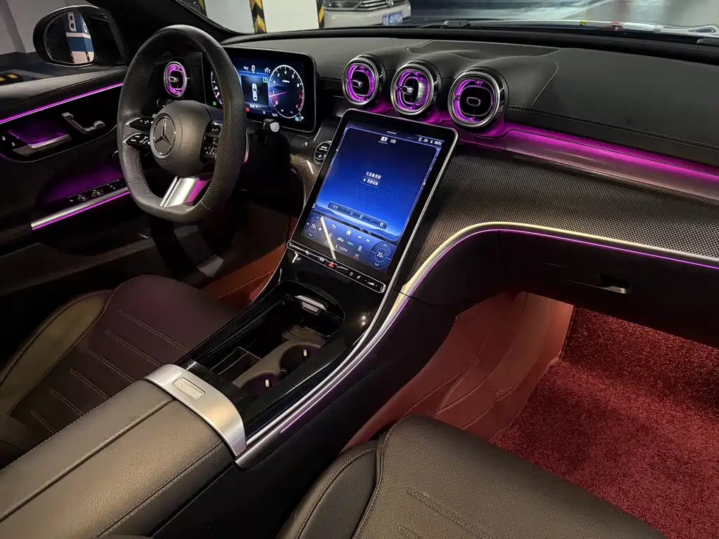 Mercedes-Benz C-Class 2024 — фото 13