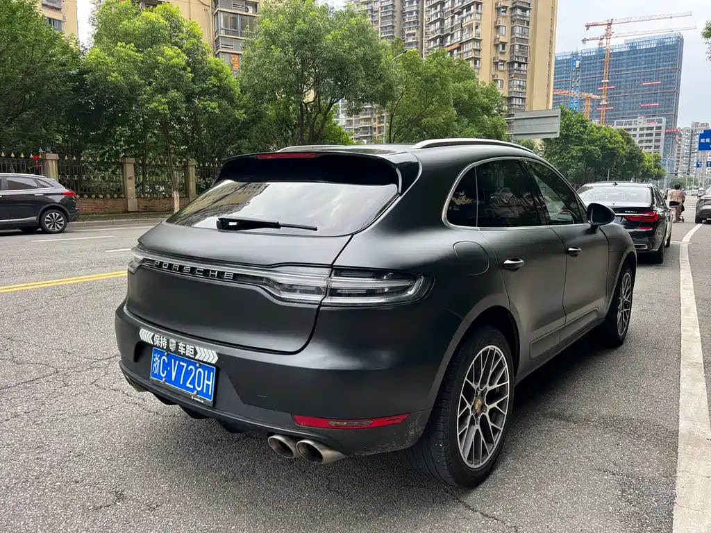 Porsche Macan 2016 — фото 11