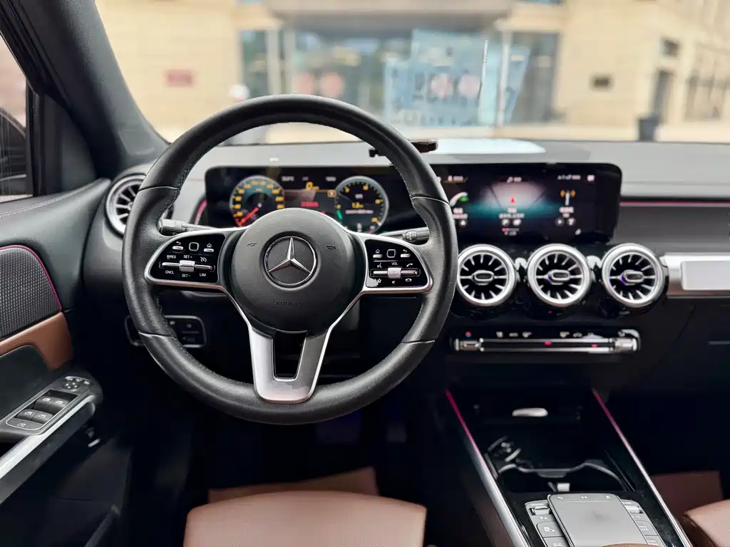Mercedes-Benz GLB 2022