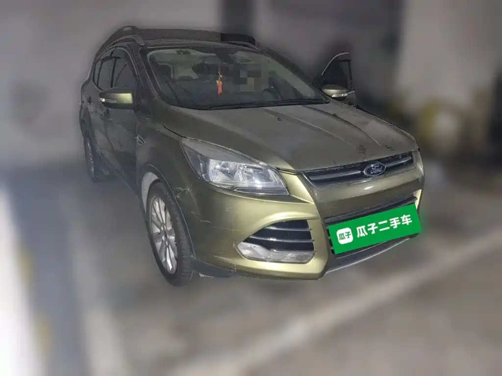 Ford Kuga 2015 — фото 3