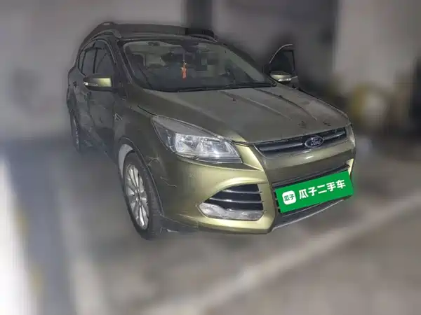 Ford Kuga 2015