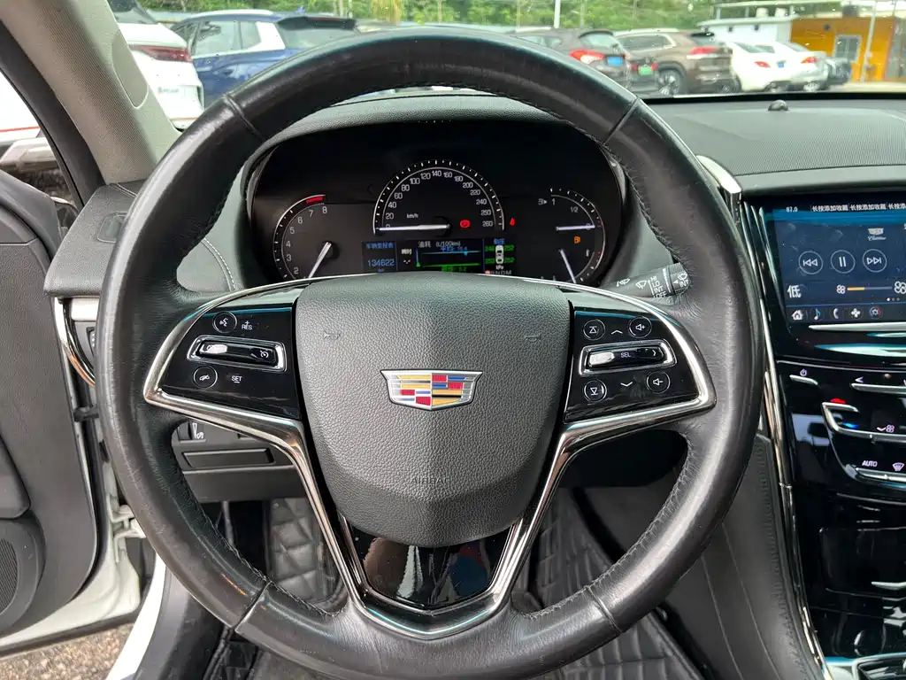 Cadillac ATS-L 2018 — фото 12