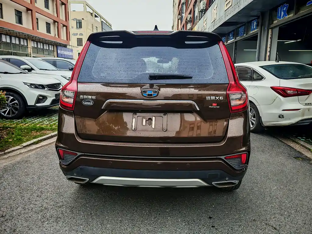 Geely Vision X6 2018 — фото 18