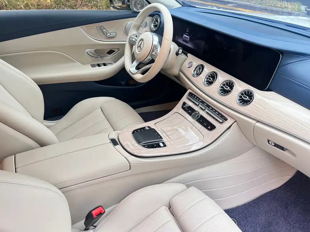 Mercedes-Benz E-Class 2020 — фото 21