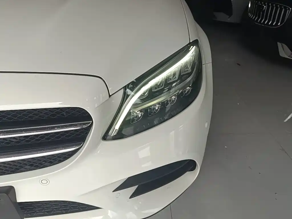 Mercedes-Benz C-Class 2020 — фото 24