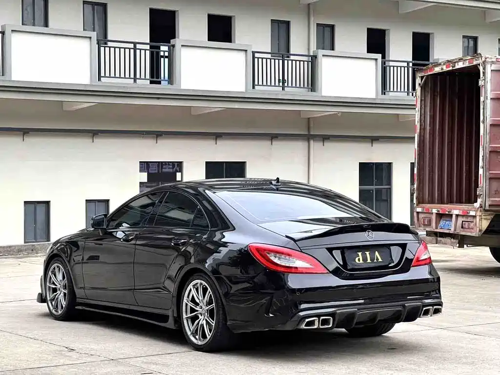 Mercedes-Benz CLS 2011 — фото 11