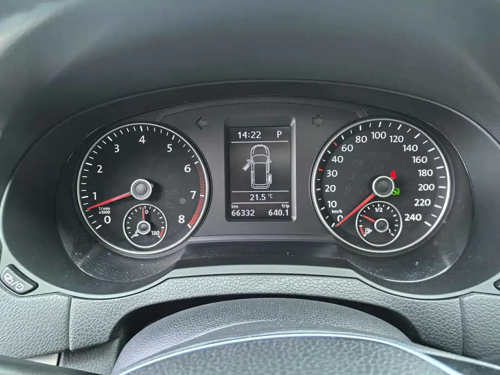 Volkswagen Sharan 2018 — фото 16