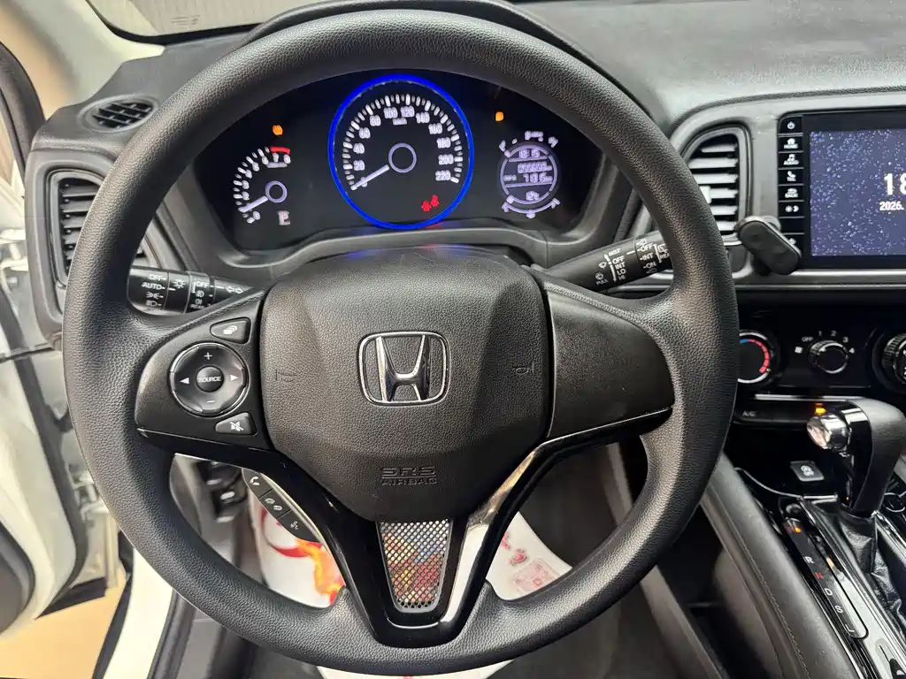 Honda Vezel 2020 — фото 4