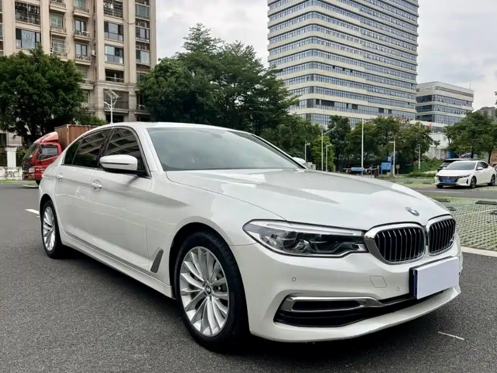 BMW 5 Series 2020