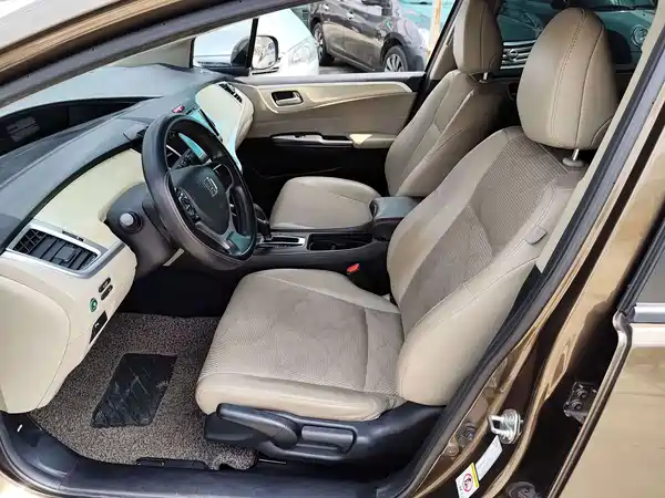 Honda Jade 2014