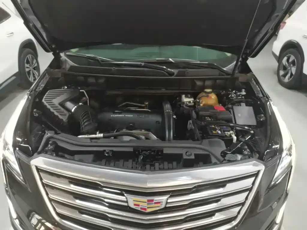 Cadillac XT5 2018 — фото 20