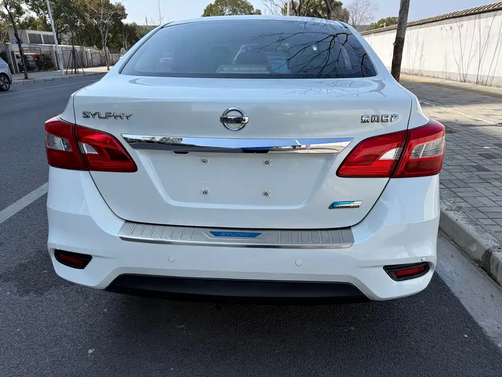 Nissan Sylphy 2017 — фото 10