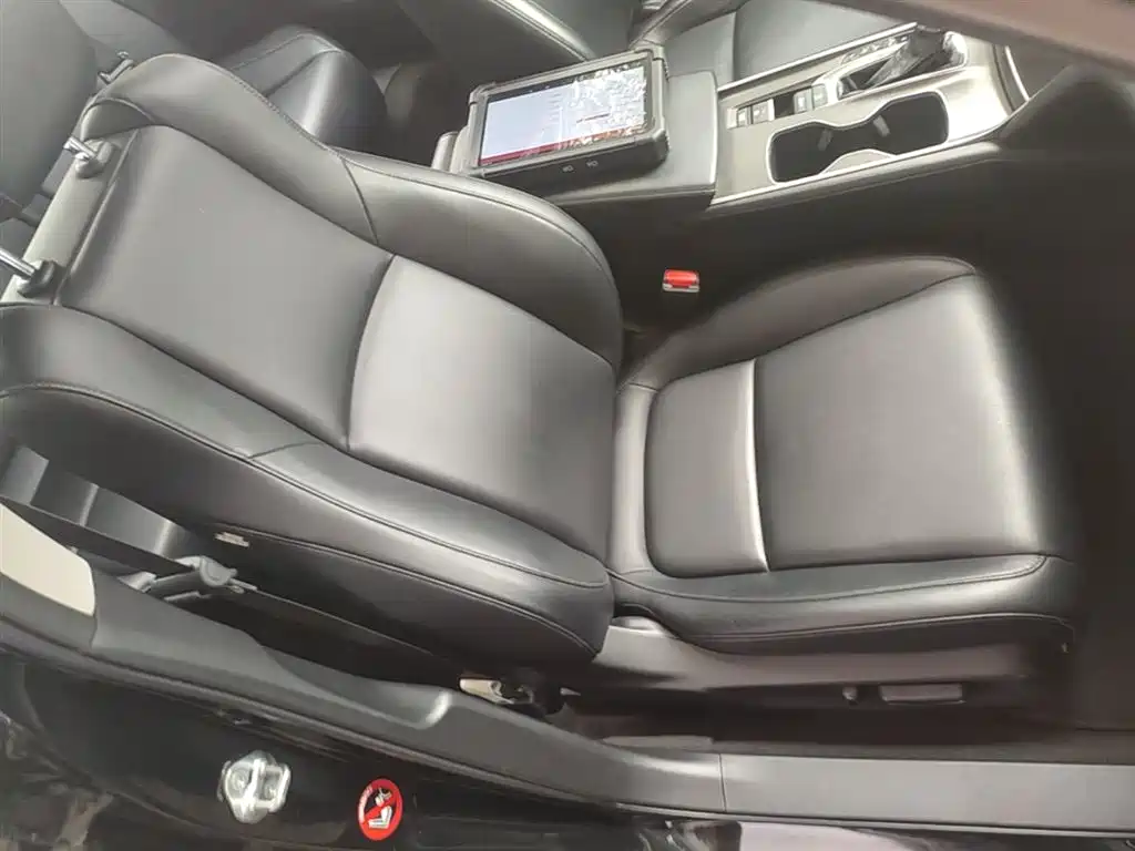 Honda Accord 2018 — фото 25