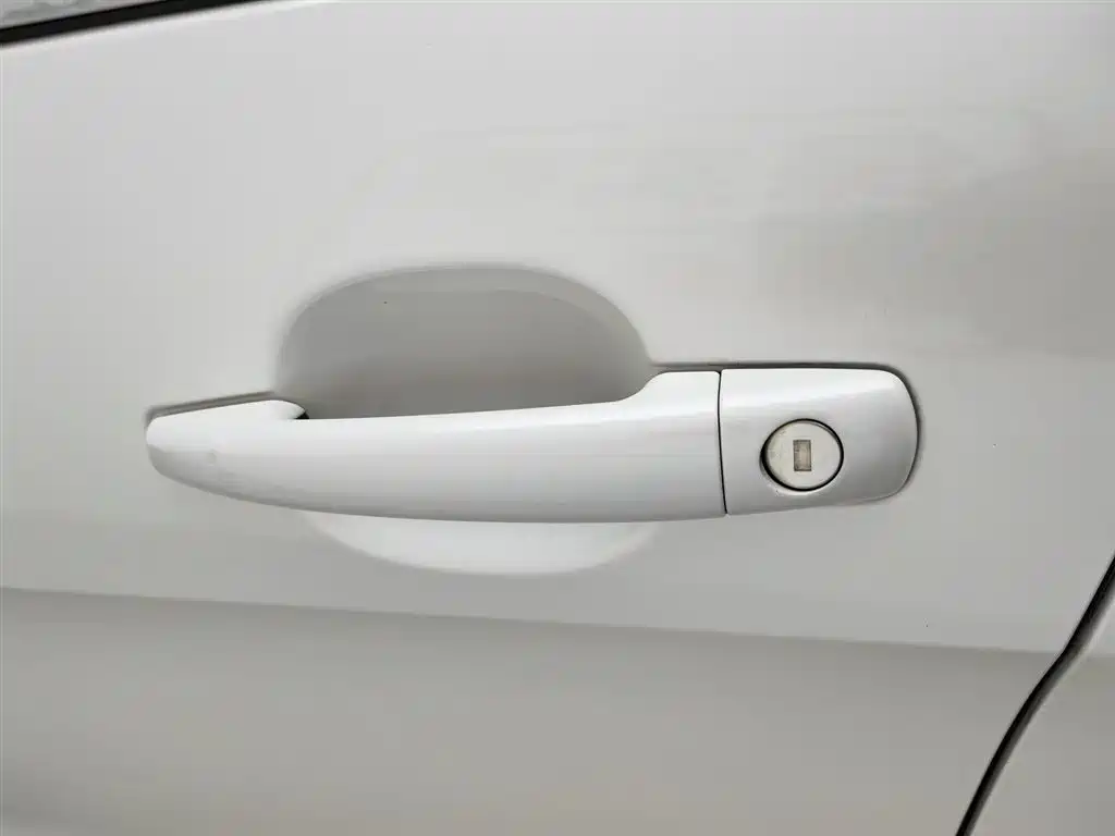 Peugeot 408 2014 — фото 18