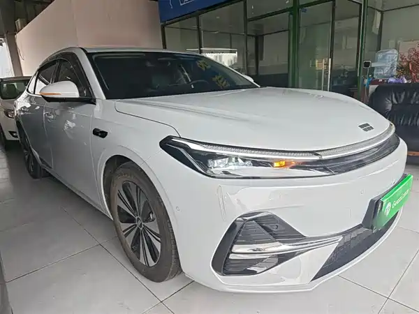 Geely Galaxy A7 EM 2025