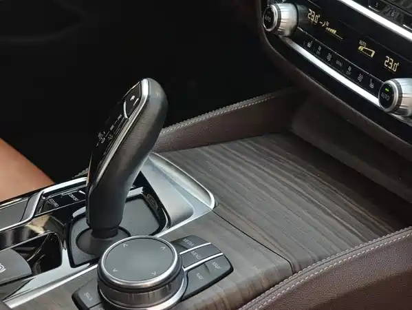 BMW 5 Series 2020