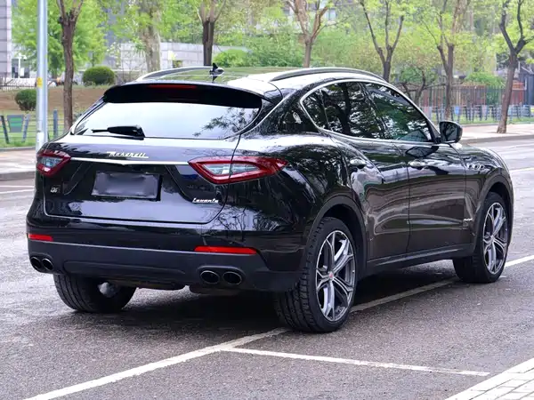 Maserati Levante 2016