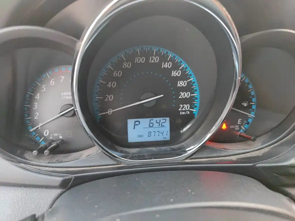 Toyota Yaris L 2017