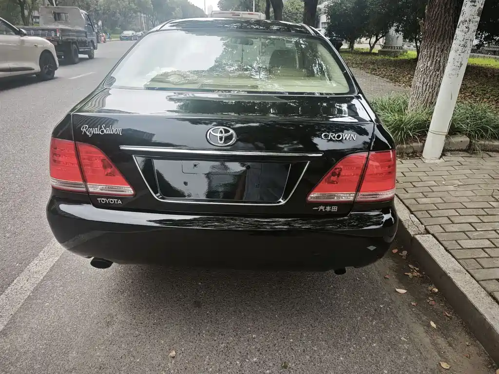 Toyota Crown 2006