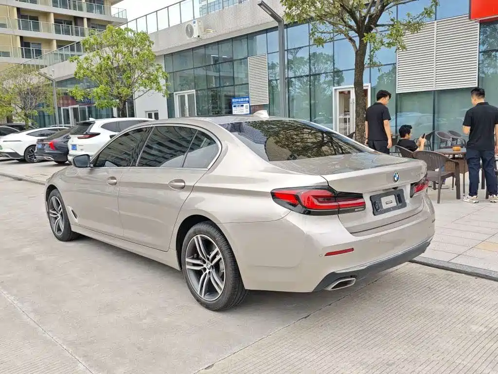 BMW 5 Series 2022