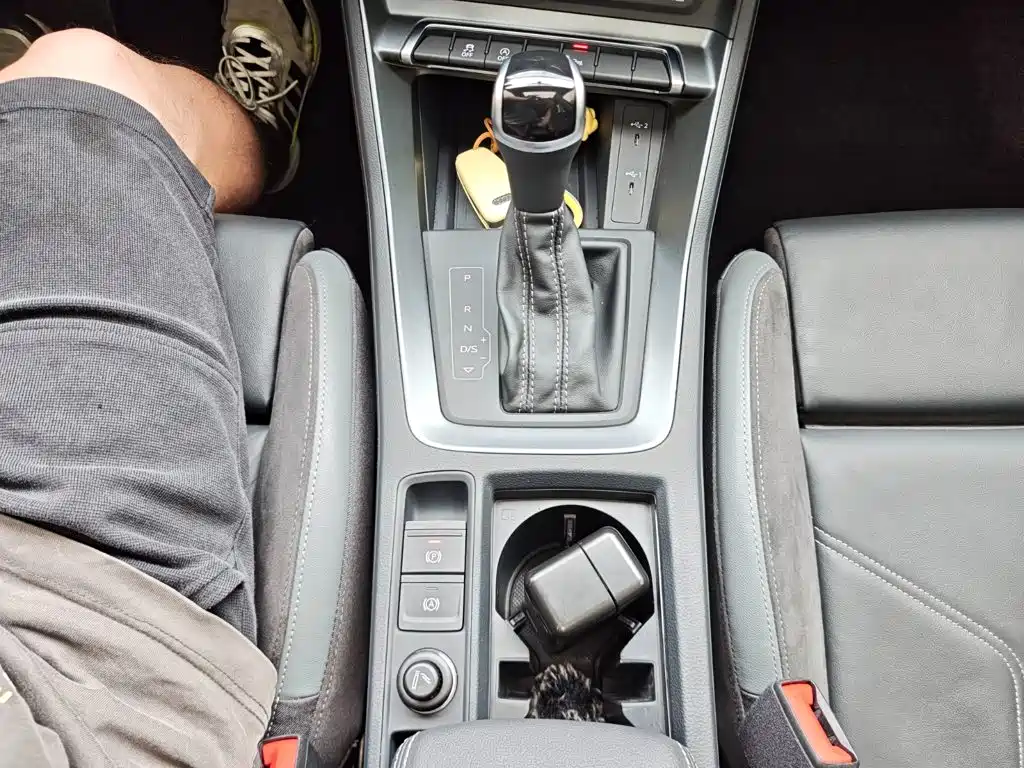 Audi Q3 Sportback 2023 — фото 16