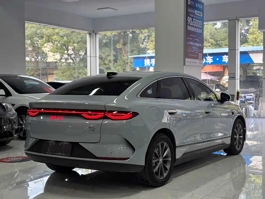 BYD Qin L 2025 — фото 4