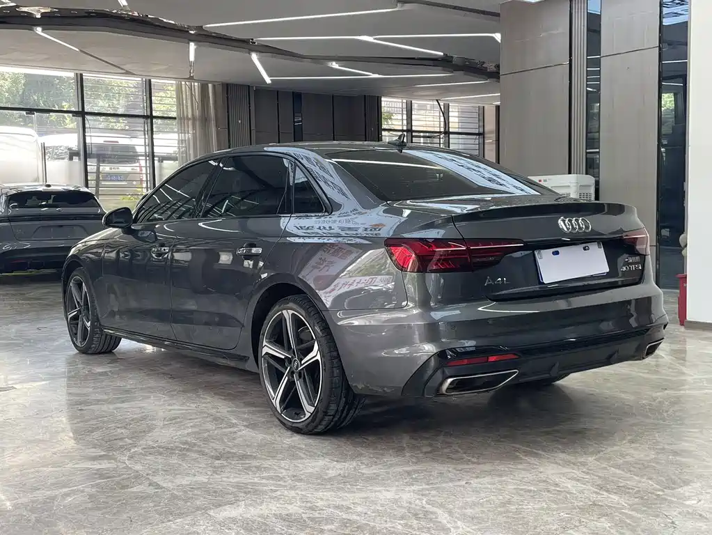 Audi A4L 2024
