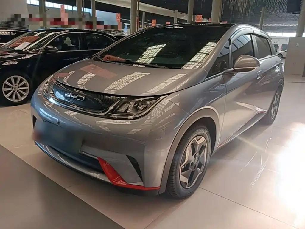 BYD Dolphin 2022 — фото 1