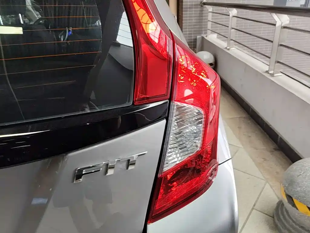 Honda Fit 2015 — фото 8
