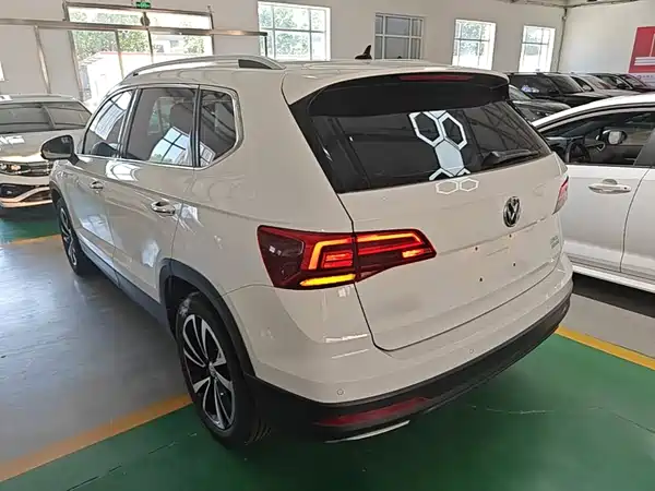 Volkswagen Tharu 2019