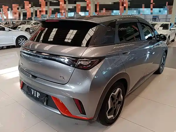 BYD Dolphin 2022