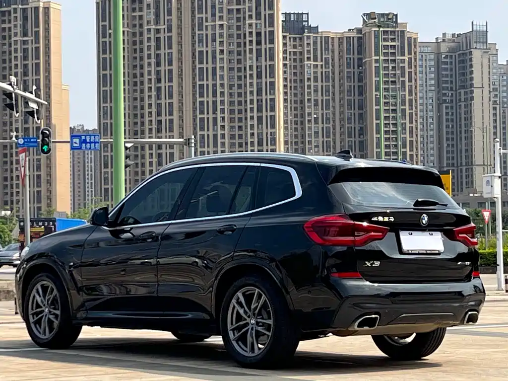 BMW X3 2021 — фото 9