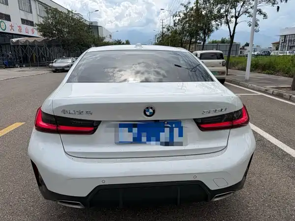 BMW 3 Series 2024
