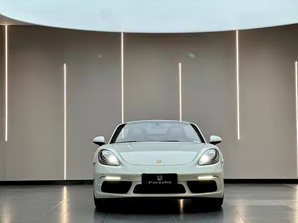 Porsche 718 2023