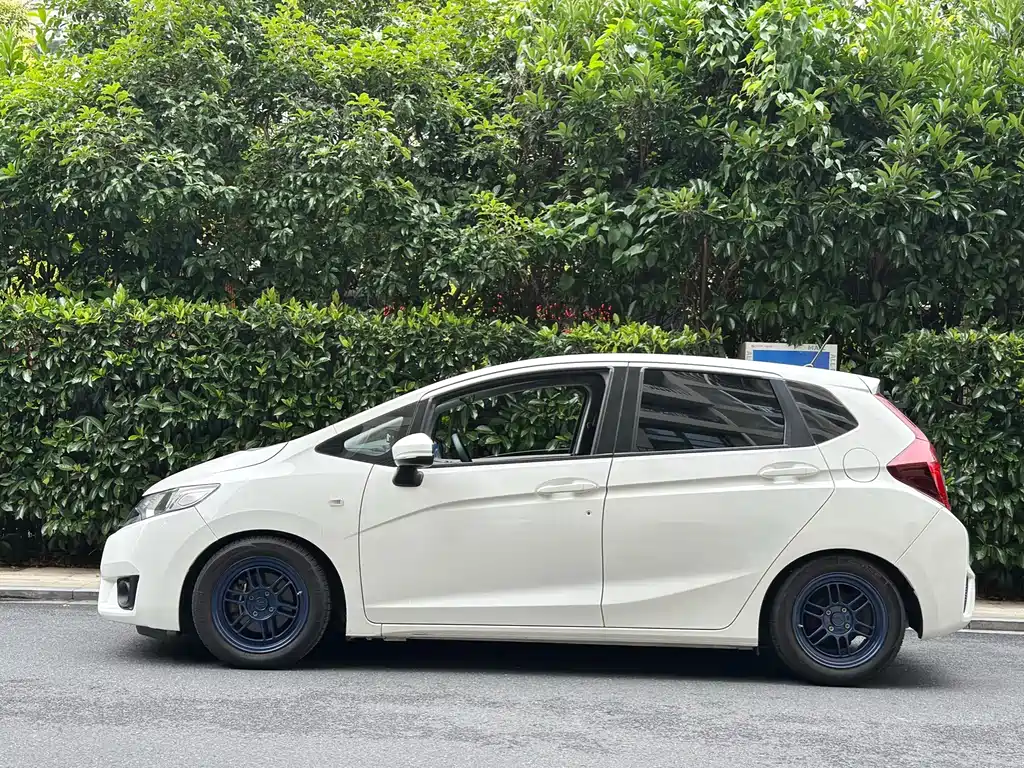 Honda Fit 2017 — фото 6