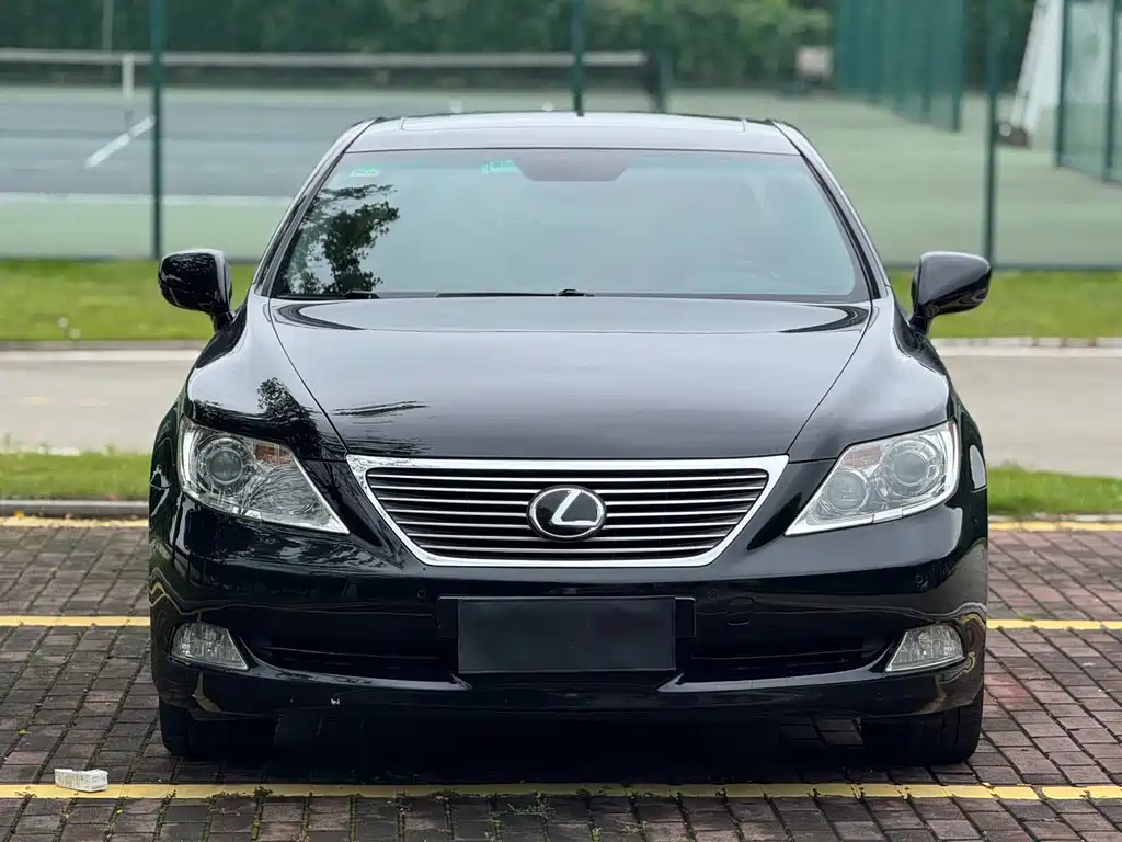 Lexus LS 2009