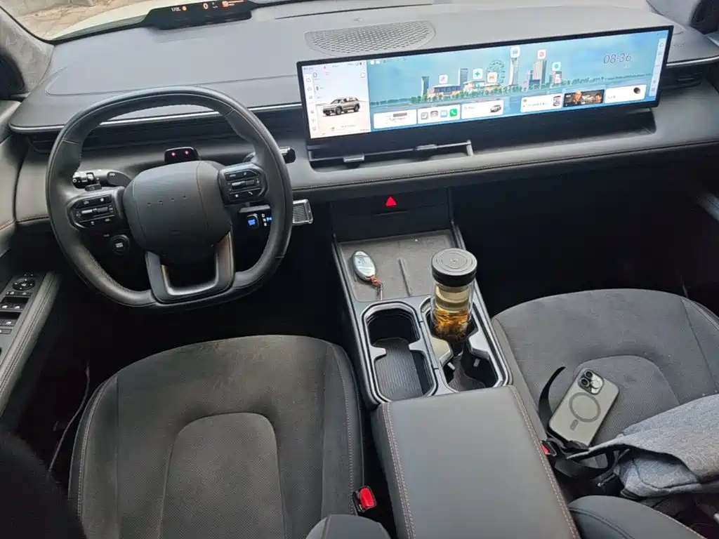 Hyundai EO 2025 — фото 10