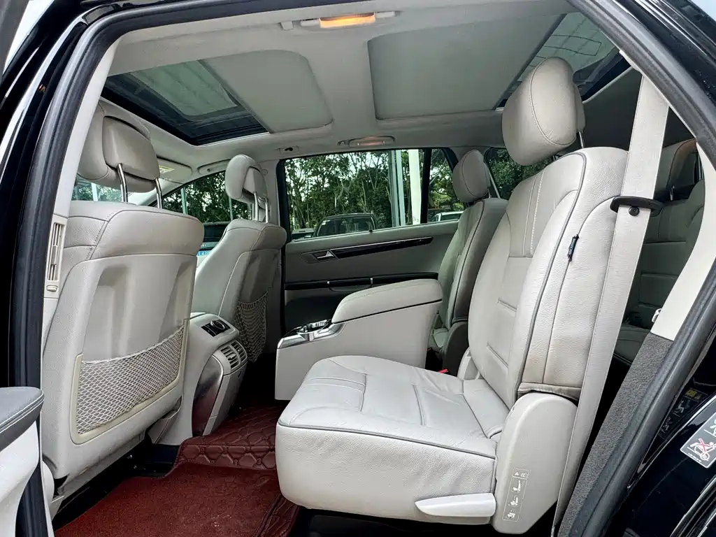 Mercedes-Benz R-Class 2015 — фото 32