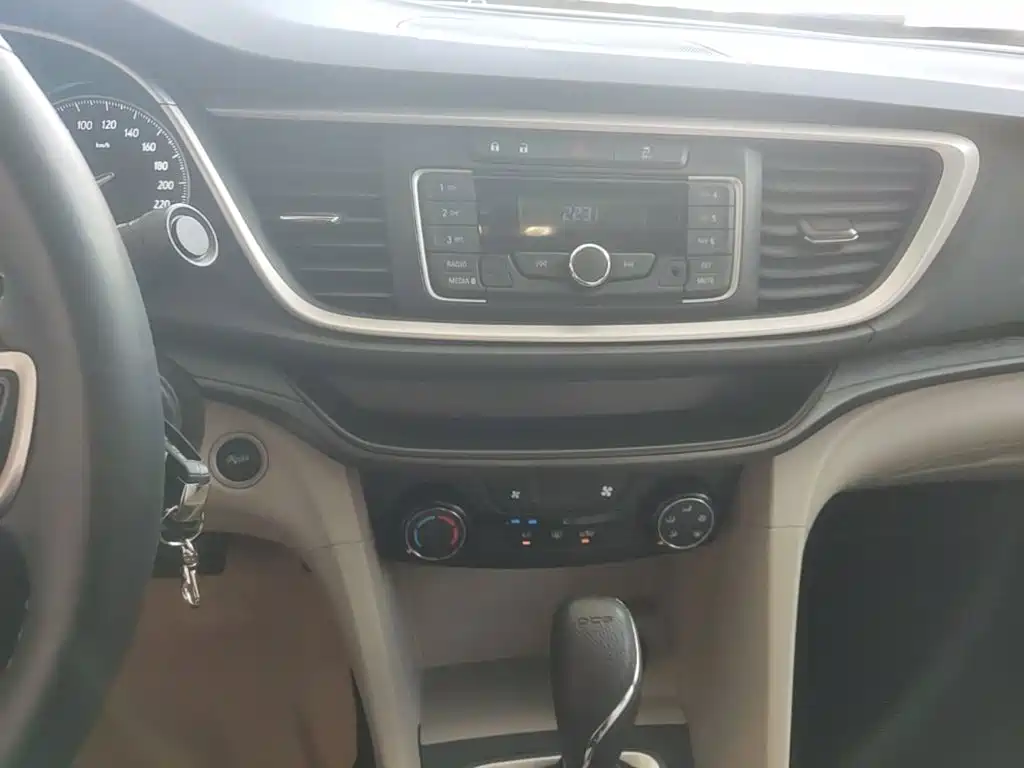 Buick Excelle GT 2018 — фото 13