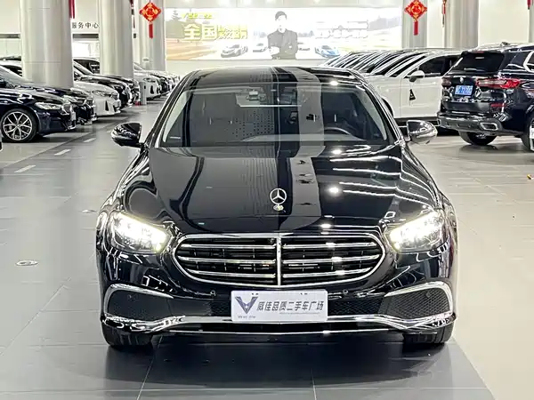 Mercedes-Benz E-Class 2023