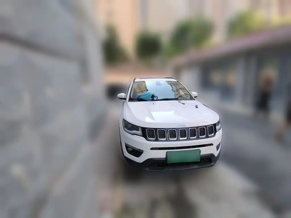 Jeep Compass 2019 — фото 3