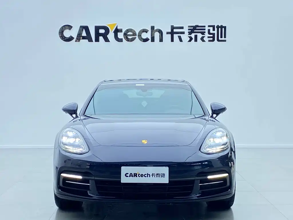 Porsche Panamera 2018 — фото 2